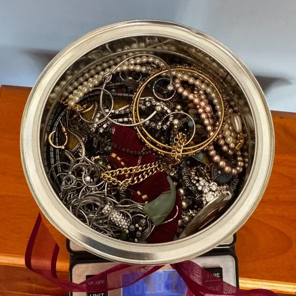 Over 4 lbs Mystery Jewelry Lot - Picture 4 of 6